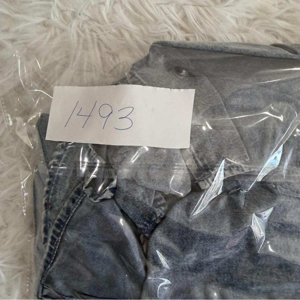 Jane + Delancey Womens Lightweight Denim Button Down Tunic Top Size 1X Blue - Picture 9 of 9